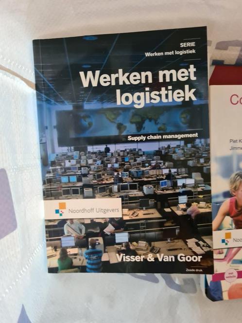 Werken met Logistiek - Supply Chain Management, Boeken, Studieboeken en Cursussen, Gelezen, HBO, Ophalen of Verzenden