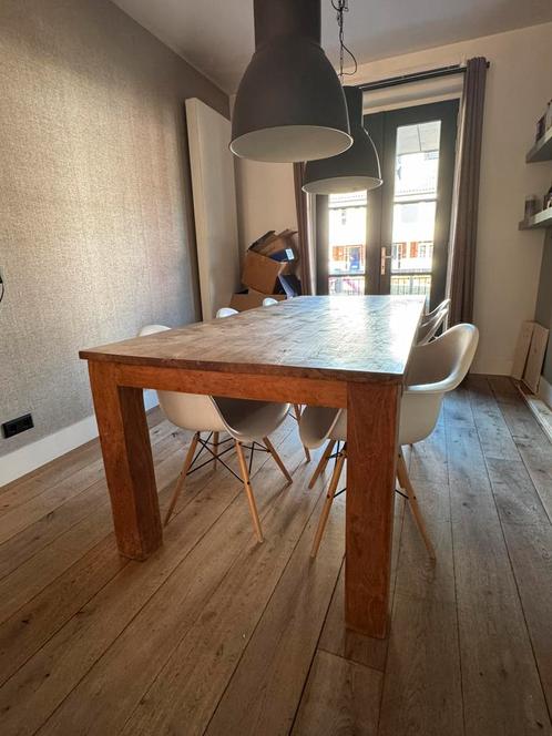 Robuuste teakhouten eettafel van 220x100 cm, Huis en Inrichting, Tafels | Eettafels, Zo goed als nieuw, 100 tot 150 cm, 200 cm of meer