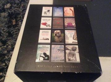 Box met 12 literaire juweeltjes uit 2013(zie omschrijving) beschikbaar voor biedingen