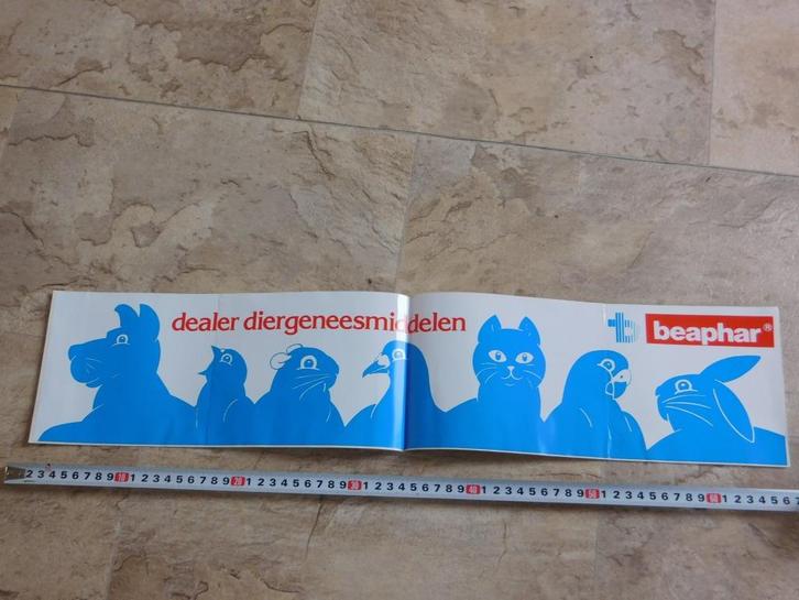 sticker Dealer diergeneesmiddelen  BEAPHAR *, Verzamelen, Stickers, Zo goed als nieuw, Bedrijf of Vereniging, Ophalen