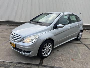 Mercedes-Benz B-klasse 200 trekhaak beschikbaar voor biedingen