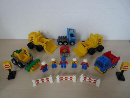 * Duplo: 5 wegwerk, werkwagen, 4 wagens en 1 dorser *, Kinderen en Baby's, Speelgoed | Duplo en Lego, Gebruikt, Duplo, Losse stenen