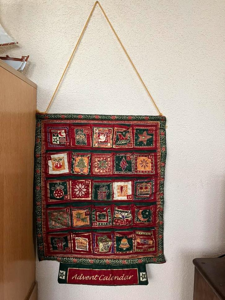 adventskalender /Gewatteerde, Huis en Inrichting, Woonaccessoires | Wanddecoraties, Ophalen