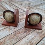 Vintage houten boekensteunen wereldbol, Ophalen of Verzenden, Zo goed als nieuw