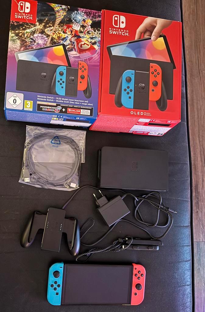 10012401, Spelcomputers en Games, Spelcomputers | Nintendo Switch, Zo goed als nieuw, Switch OLED, Met 1 controller, Ophalen of Verzenden