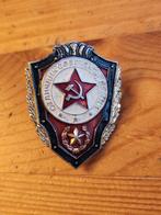 Russische USSR Badge Onderscheiding Excellent Warrior Soviet, Ophalen of Verzenden, Landmacht, Nederland, Embleem of Badge