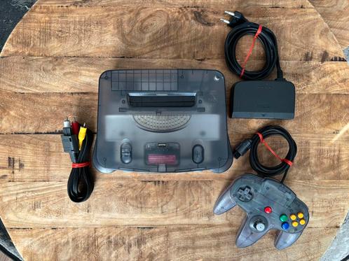 Nintendo 64 (N64) Funtastic Smoke / Clear Black compleet, Spelcomputers en Games, Spelcomputers | Nintendo 64, Zo goed als nieuw