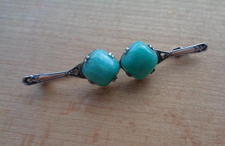 zilveren antieke broche met groene stenen [635], Sieraden, Tassen en Uiterlijk, Broches, Zo goed als nieuw, Zilver, Zilver, 4 tot 7 cm
