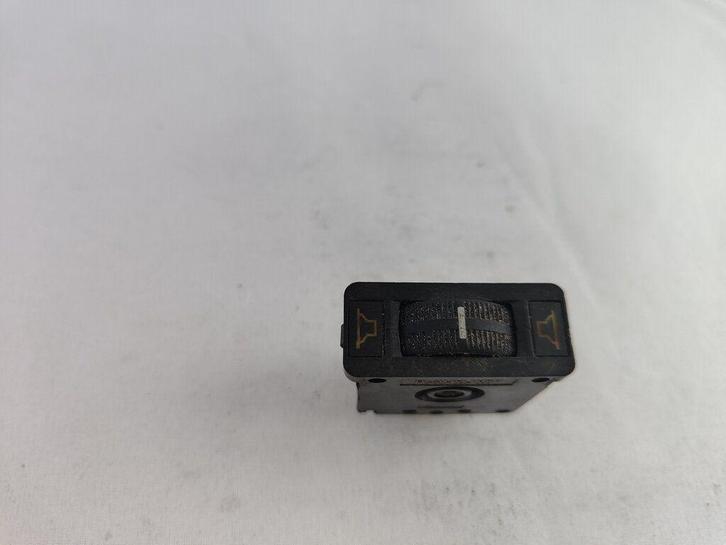 Fader schakelaar audio Blaupunkt BMW 3 / 5 / 6 serie E30 E24, Auto-onderdelen, Dashboard en Schakelaars, BMW, Gebruikt, Ophalen of Verzenden