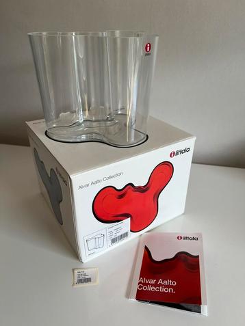 Nieuw in Doos Iittala Alvar Aalto Vaas Transparant 120 mm beschikbaar voor biedingen