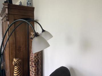 Staande lamp beschikbaar voor biedingen
