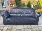 Zeer comfortabele leren bank. 3 zits  kleur aubergine, Ophalen, Gebruikt, Driepersoons, 75 tot 100 cm
