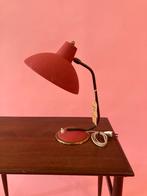 Franse Bureaulamp desklight uit jaren ‘70 koraalkleur, Huis en Inrichting, Lampen | Tafellampen, Ophalen of Verzenden, Zo goed als nieuw