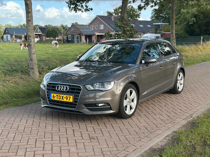 Audi A3 1.6 TDI 77KW Sportback S-tronic 2014 Grijs, Auto's, Audi, Particulier, A3, Diesel, C, Hatchback, Automaat, Origineel Nederlands