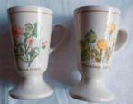 retro vintage hoge creme thee koffie mokken bekers op voet, Ophalen of Verzenden, Zo goed als nieuw