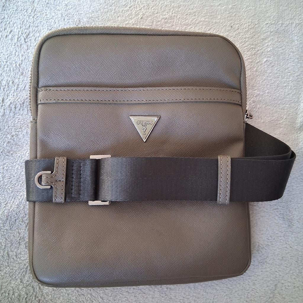 Guess milano groen schoudertas, Ophalen of Verzenden, Zo goed als nieuw, Groen