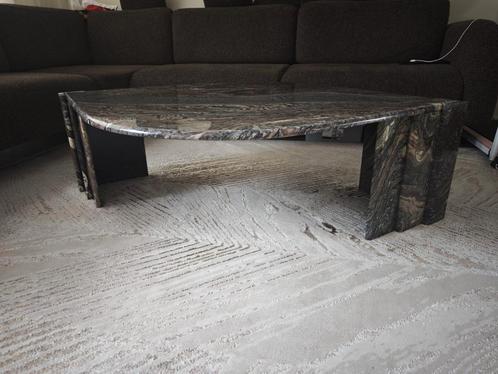 Luxe Travertin marmeren salontafel – uniek design – 146 x 10, Huis en Inrichting, Tafels | Salontafels, Zo goed als nieuw, Minder dan 50 cm