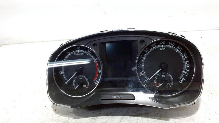 Cockpit Skoda Rapid, Auto-onderdelen, Dashboard en Schakelaars, Seat, Volkswagen, Skoda, Gebruikt, Herkomst onderdeel bekend, 12 maanden garantie