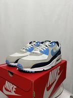 BIJNA NIEUW! Maat 46 - Nike Air Max 90 White University Blue, Kleding | Heren, Schoenen, Nike, Nieuw, Sneakers of Gympen, Nike