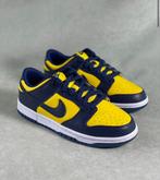 Nike dunk low, Kleding | Heren, Schoenen, Ophalen of Verzenden, Zo goed als nieuw