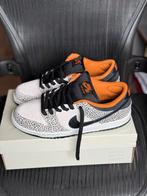 Nike SB Low Pro Safari Monarch - Maat 42,5 (US9) DS, Kleding | Heren, Schoenen, Ophalen of Verzenden, Nieuw, Bruin, Sneakers of Gympen