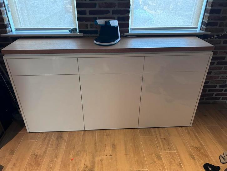 Hoogglans kast, Huis en Inrichting, Kasten | Dressoirs, Gebruikt, 150 tot 200 cm, 25 tot 50 cm, Met lade(s), Met deur(en), Met plank(en)