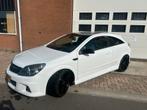 Opel Astra GTC 1.6 turbo OPC Line, 2009/ wit/ recaro, Zwart, 4 cilinders, 179 pk, Wit