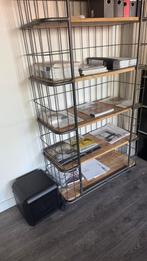 Industriele kast boekenkast mangohout, Zo goed als nieuw, 150 tot 200 cm, 25 tot 50 cm, 50 tot 100 cm