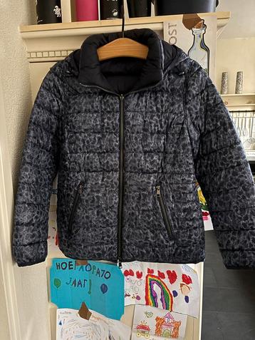 Barbara Lebek jas - 2 kanten, afneembare capuchon beschikbaar voor biedingen