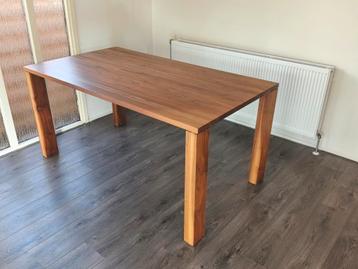 Prachtige robuuste teakhouten eettafel - Zo Goed Als Nieuw beschikbaar voor biedingen