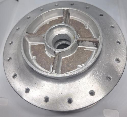 CNC Tomos 4L achternaaf en tandwieldrager, Fietsen en Brommers, Brommeronderdelen | Oldtimers, Nieuw, Overige merken, Overige typen