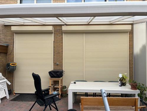 Rolluiken Roloq | créme kleurig, Tuin en Terras, Overkappingen, Zo goed als nieuw, Ophalen