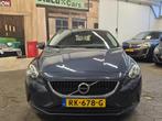 Volvo V40 1.5 T2 Momentum/AUTOMAAT/HISTORIE AANWEZIG/, Auto's, 65 €/maand, Stof, 4 cilinders, 700 kg