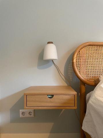 2 stuks - Nachtkastje zwevend met la - eik nachtkastjes  beschikbaar voor biedingen