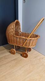Vinted Rieten poppenwagen, Kinderen en Baby's, Ophalen, Zo goed als nieuw, Babypop