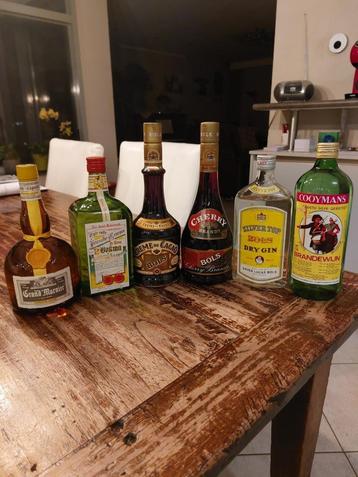 sterke drank,  jenever beschikbaar voor biedingen