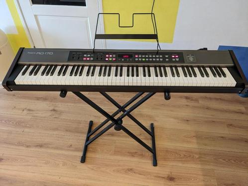 Roland RD-170 Digital Piano, Muziek en Instrumenten, Piano's, Zo goed als nieuw, Zwart, Ophalen