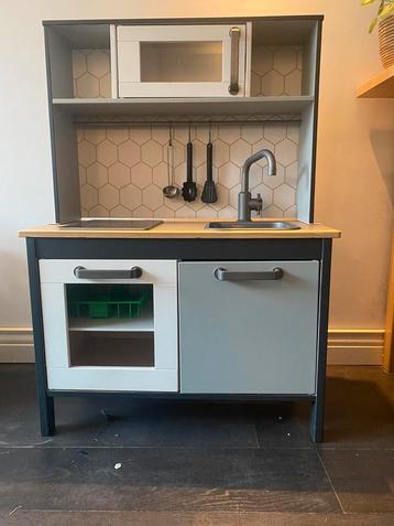 Ikea speelkeuken, gepimpte versie beschikbaar voor biedingen
