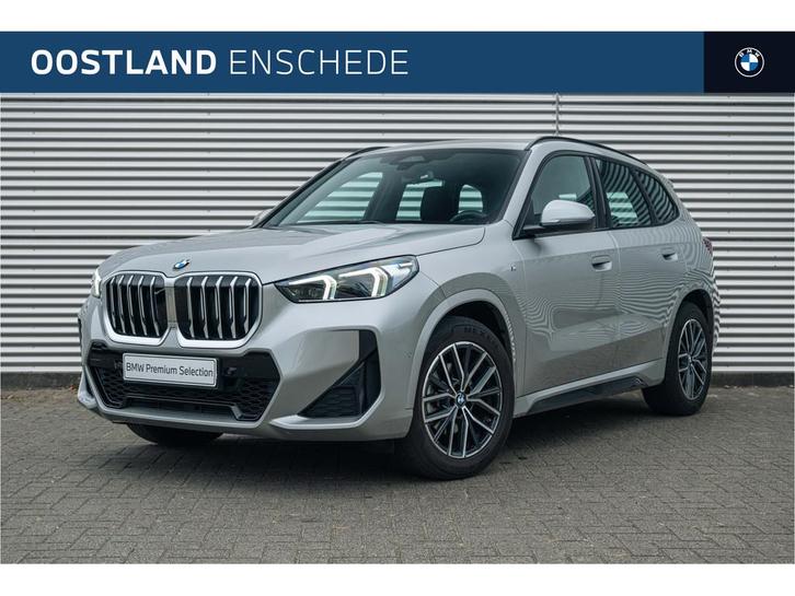 BMW X1 sDrive18i M Sport Automaat / Sportstoelen / Achteruit, Auto's, BMW, Bedrijf, Te koop, X1, Achteruitrijcamera, Alarm, Bochtverlichting