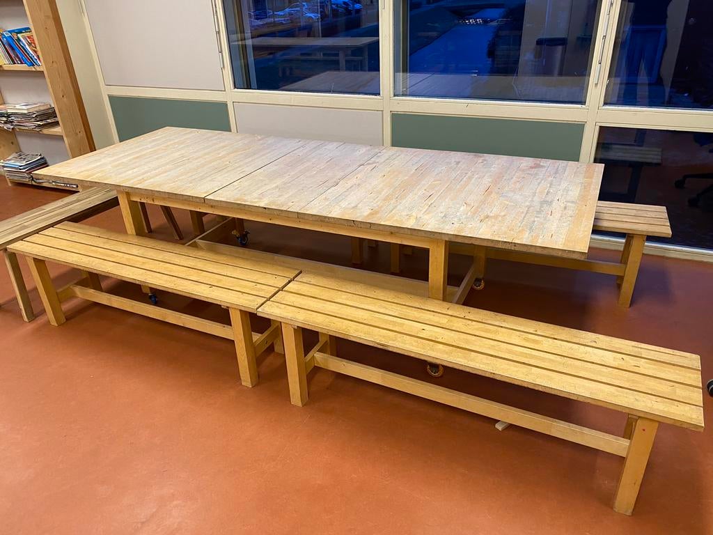 2x Massief houten tafel op wielen, Huis en Inrichting, Tafels | Eettafels, Ophalen, 100 tot 150 cm, 200 cm of meer, Zo goed als nieuw