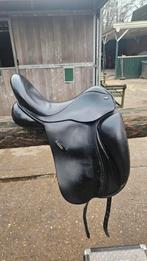 Euroriring Titan II zadel 18" boommaat M, Dieren en Toebehoren, Paarden en Pony's | Zadels, Ophalen of Verzenden, Gebruikt, Dressuur