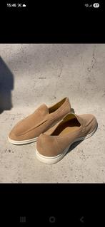 Nieuwe beige mocassins / instappers maat 44, Ophalen of Verzenden, Nieuw, Bruin, Loafers