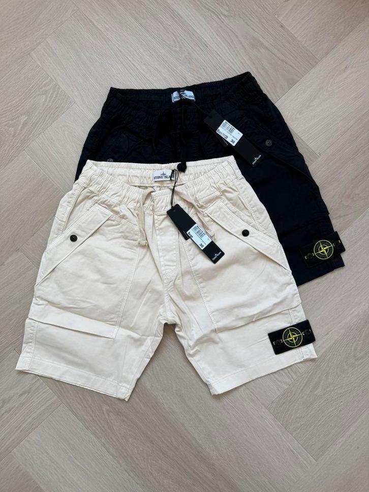 Stone island Cargo pants shorts / korte broek, Kleding | Heren, Broeken en Pantalons, Nieuw, Maat 48/50 (M), Zwart, Verzenden