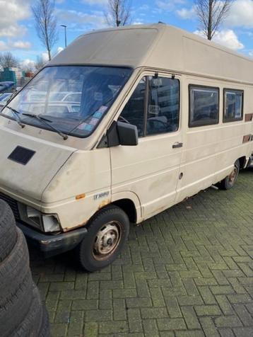 Renault Trafic 1.4 Benzine Bouwjaar 1983 Demontage beschikbaar voor biedingen