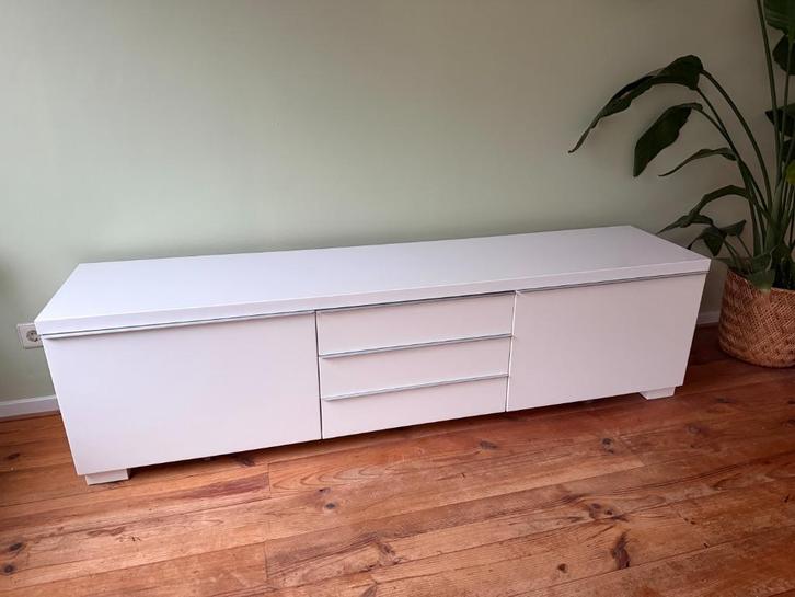 Ikea Besta TV meubel, Huis en Inrichting, Kasten | Televisiemeubels, Zo goed als nieuw, Minder dan 100 cm, 150 tot 200 cm, 25 tot 50 cm