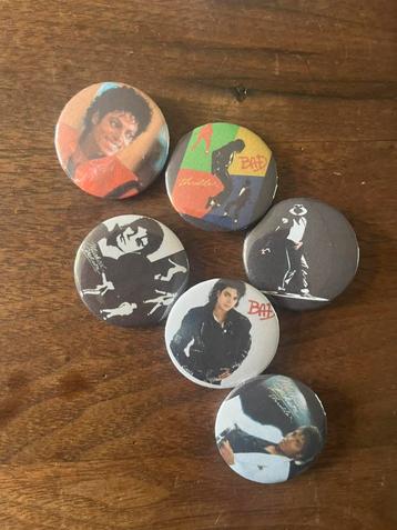 Michael Jackson buttons beschikbaar voor biedingen