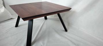 Salontafel mahonie massief tafeltje  beschikbaar voor biedingen