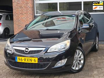 Opel Astra Sports Tourer 1.4 Turbo Cosmo |Leer |Trekhaak beschikbaar voor biedingen