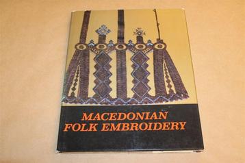 Macedonian Folk Embroidery beschikbaar voor biedingen