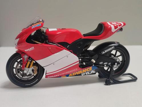 Minichamps: Ducati Desmosedici GP3 - Loris Capirossi, Hobby en Vrije tijd, Modelauto's | 1:5 tot 1:12, Nieuw, Motor, 1:9 t/m 1:12